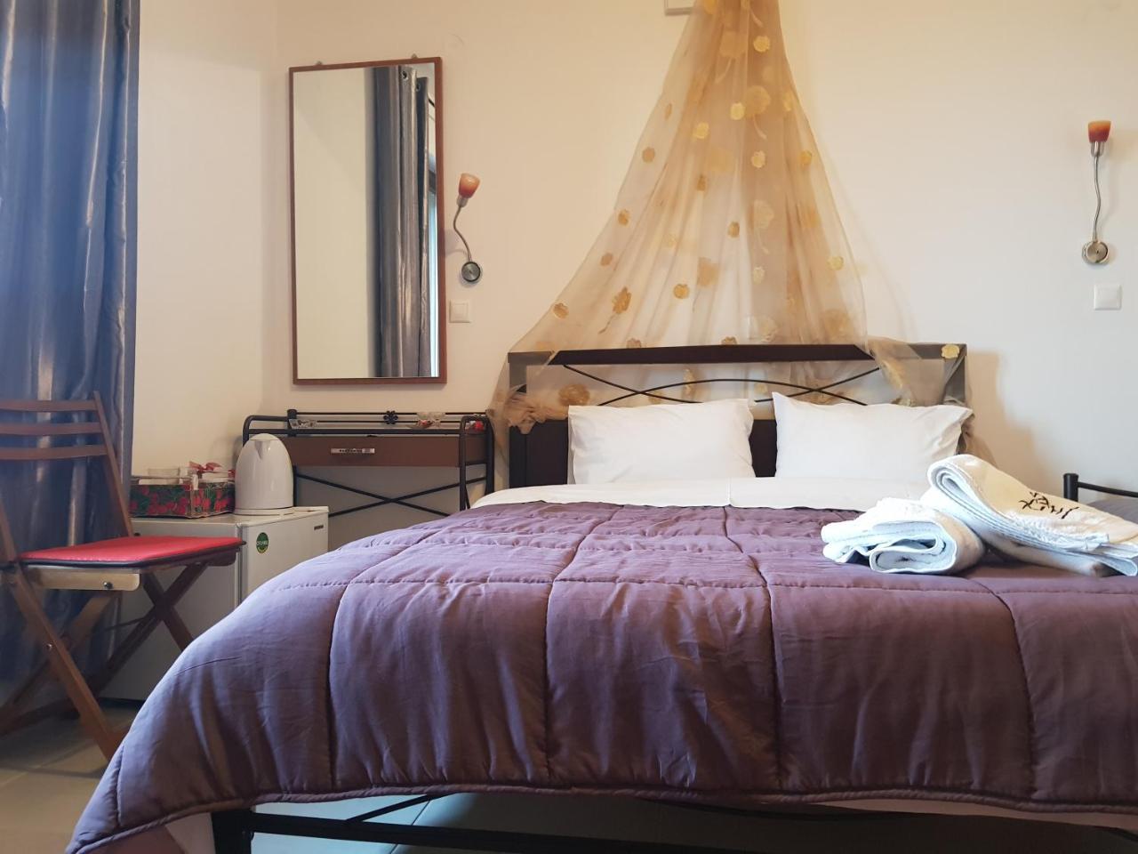 Petra & Elato Art Hotel Valtesziníko Kültér fotó