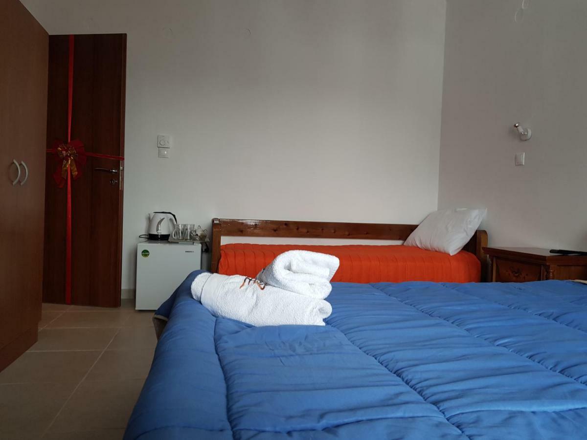 Petra & Elato Art Hotel Valtesziníko Kültér fotó